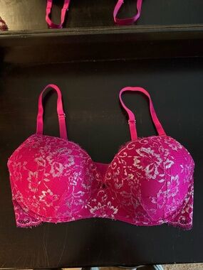 Victoria's Secret Fuchsia Lace Shine Dream Angels Bra